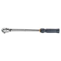 Torque wrench without scale with reversible ratchet