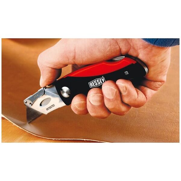 Cutter knife with fold-away blade